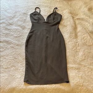 Elegant Black Sleeveless Bodycon Midi Dress